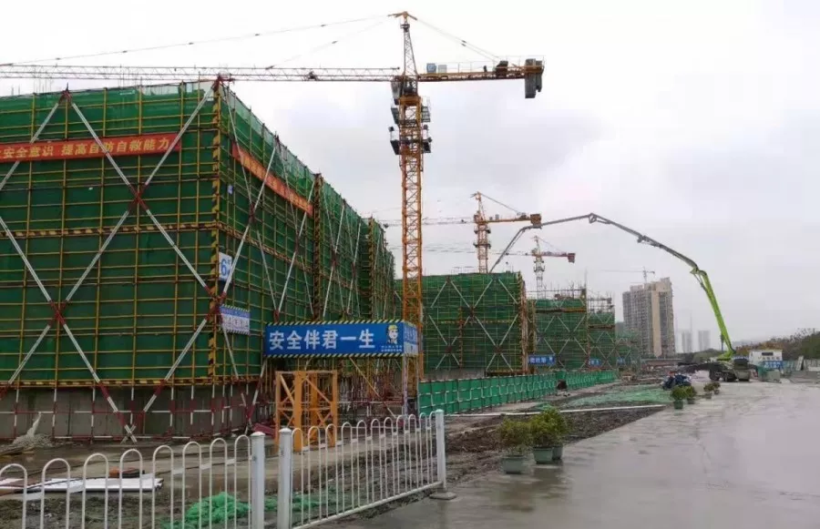 市北32號(hào)地塊提前完成地下室結(jié)頂！